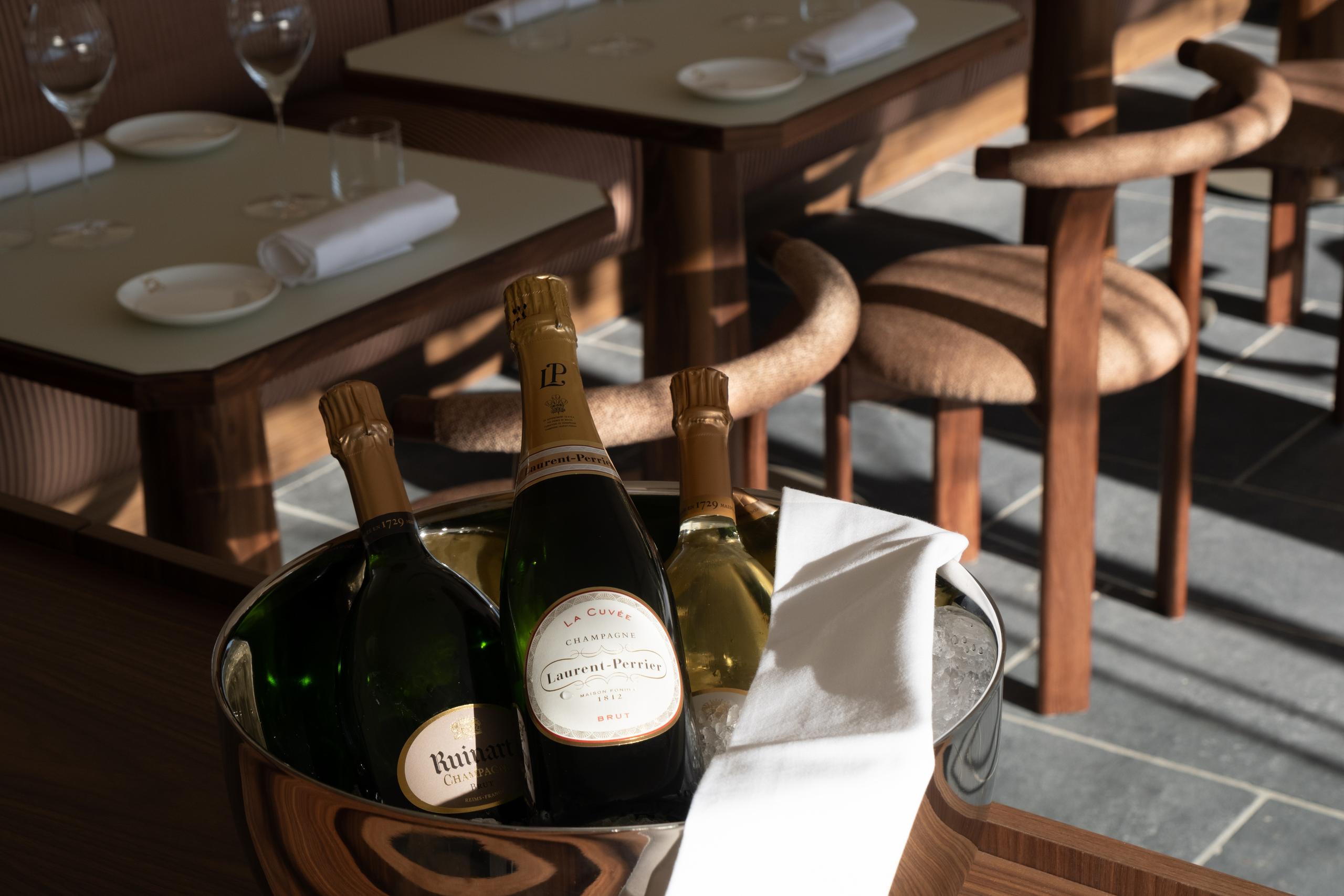 Champagne on ice at Ristorante Genazzini 1788