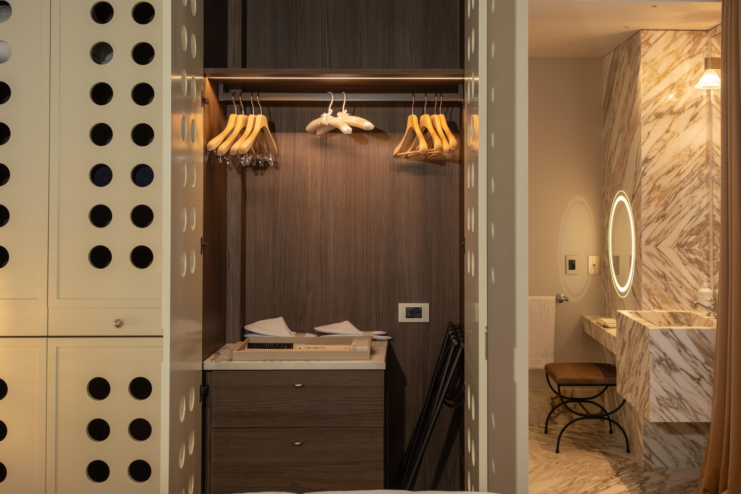 Prestige Room, cabina armadio - Palazzo Genazzini